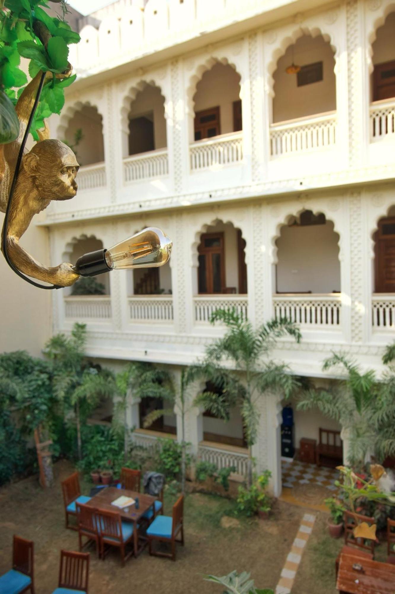 Banana Hostel Pushkar Exterior foto